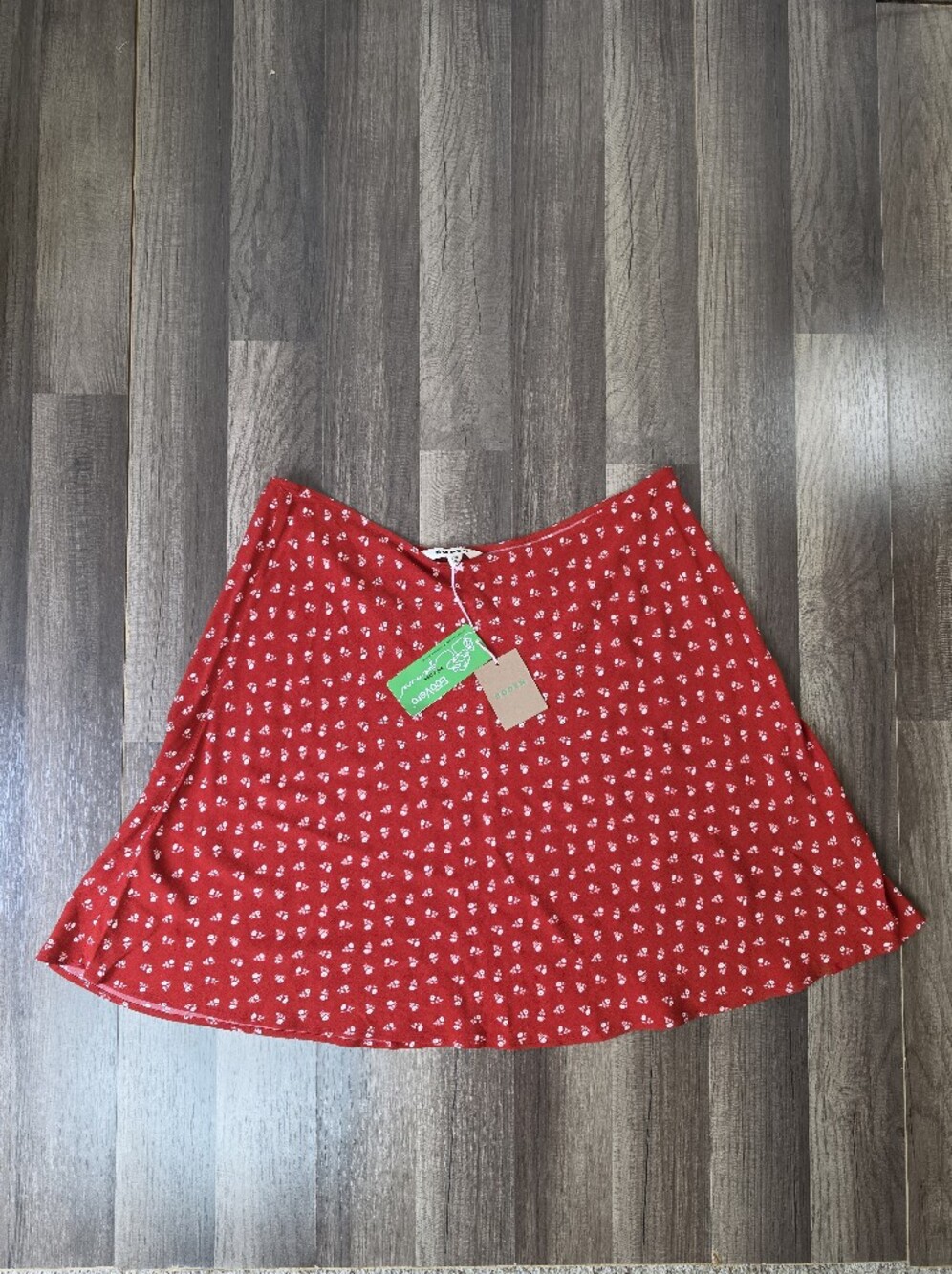 NWT Boden Bias Crepe Mini Skirt in Red Ditsy Floral Cottagecore Coquette. 14